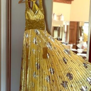 Bicici Yellow and silver Dress 🌟accepting offers